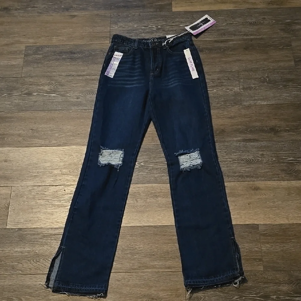 Gogo Jeans New York Women's Size 7 Super High Rise Slim Flare Jeans New w/ Tags!